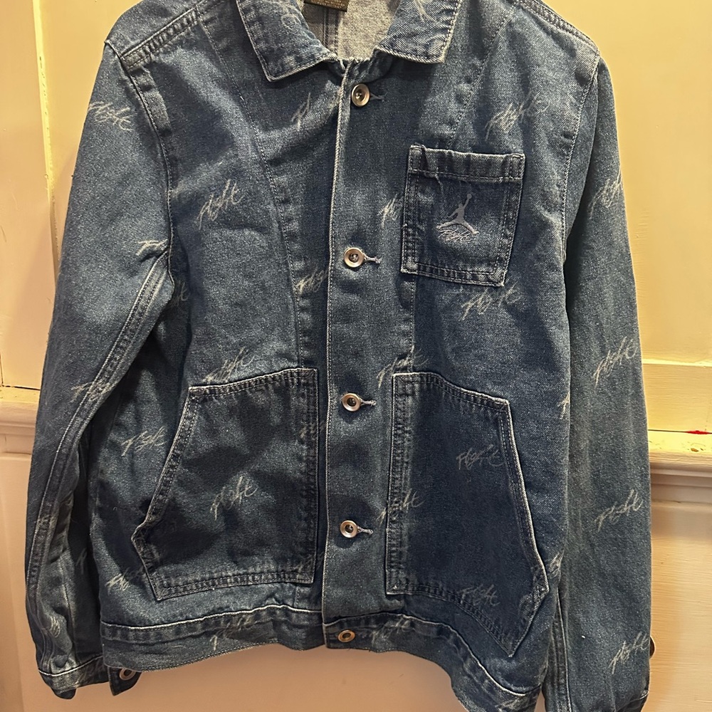 EUC Nike Air Jordan Flight Denim Jacket Youth Large Size 12-13